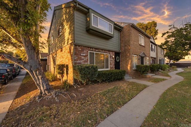 1248 Denver Lane E, El Cajon, CA 92021
