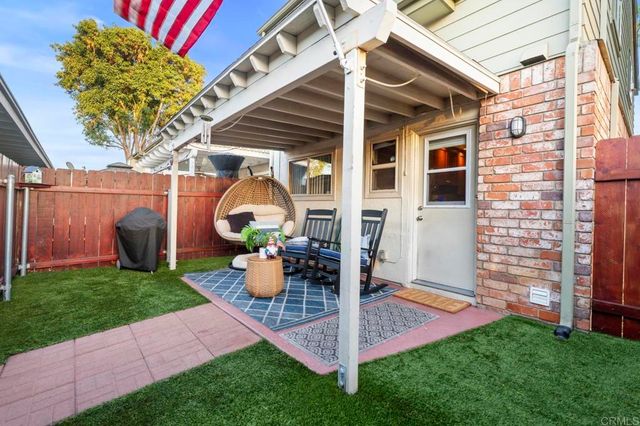 1248 Denver Lane E, El Cajon, CA 92021