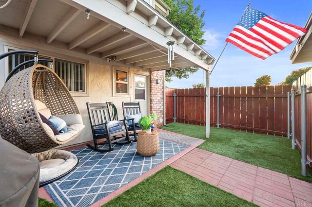 1248 Denver Lane E, El Cajon, CA 92021