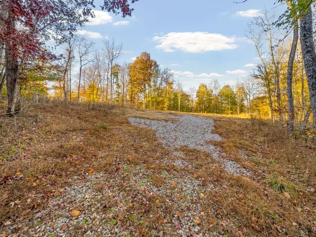 6 Belmont Rd, Clarksville, TN 37040