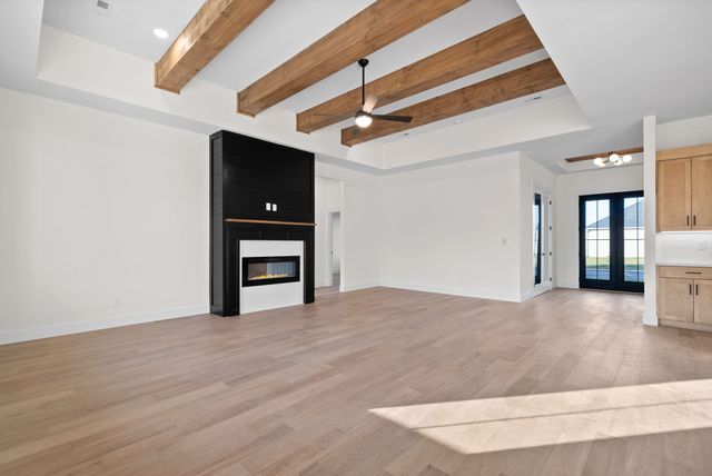 6 Belmont Rd, Clarksville, TN 37040