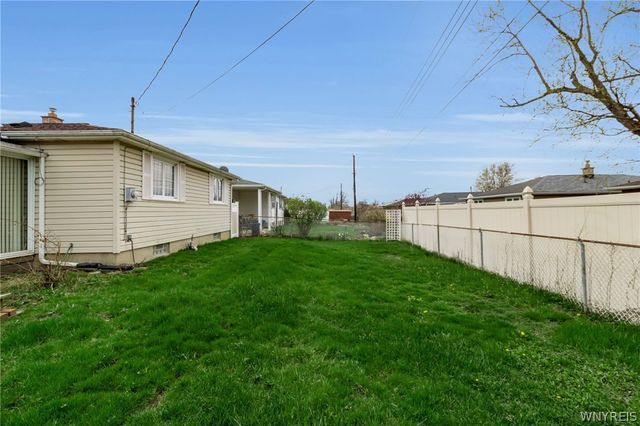 34 South Transit Hill Drive, Cheektowaga, NY 14043