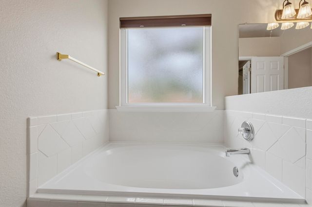 7211 Milan Hills Road NE, Rio Rancho, NM 87144