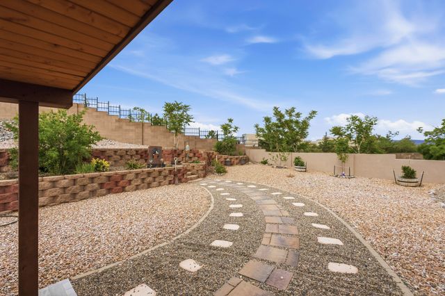 7211 Milan Hills Road NE, Rio Rancho, NM 87144