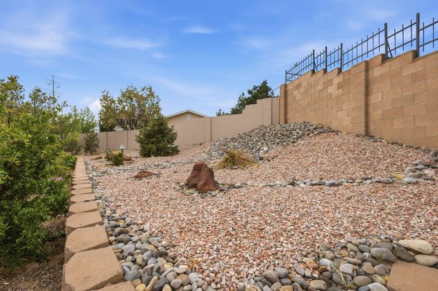 7211 Milan Hills Road NE, Rio Rancho, NM 87144