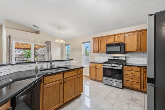7211 Milan Hills Road NE, Rio Rancho, NM 87144