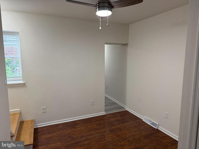 518 E 12TH ST, Wilmington, DE 19801
