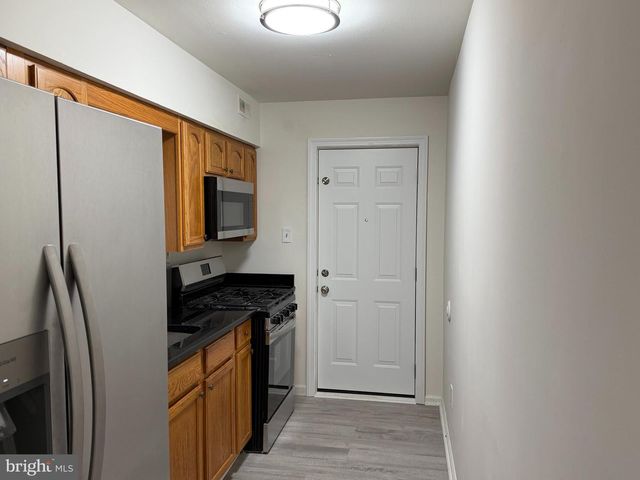 518 E 12TH ST, Wilmington, DE 19801