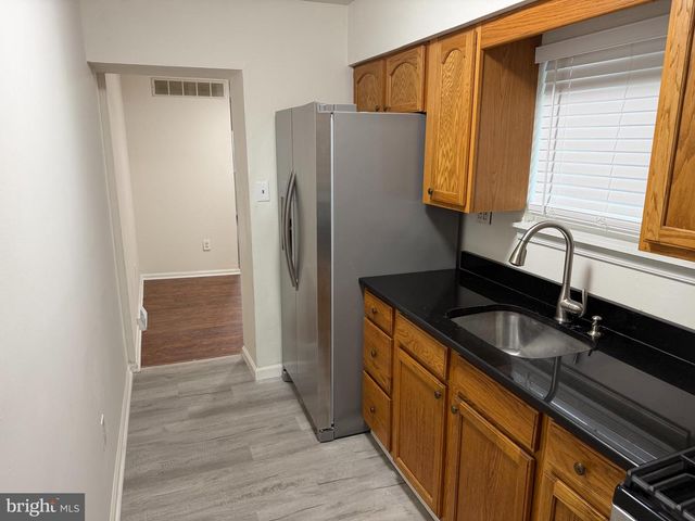 518 E 12TH ST, Wilmington, DE 19801