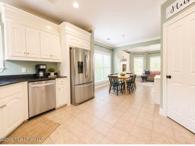 126 Highwoods Boulevard, Madison, MS 39110