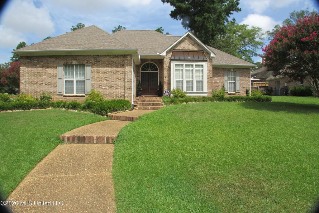 126 Highwoods Boulevard, Madison, MS 39110