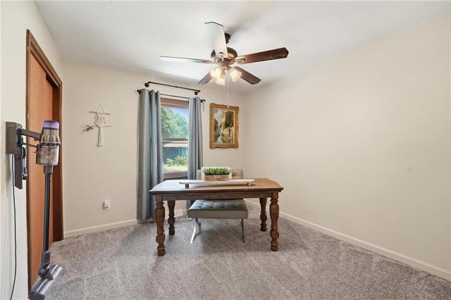 1113 SE 2nd Terrace, Lee's Summit, MO 64063