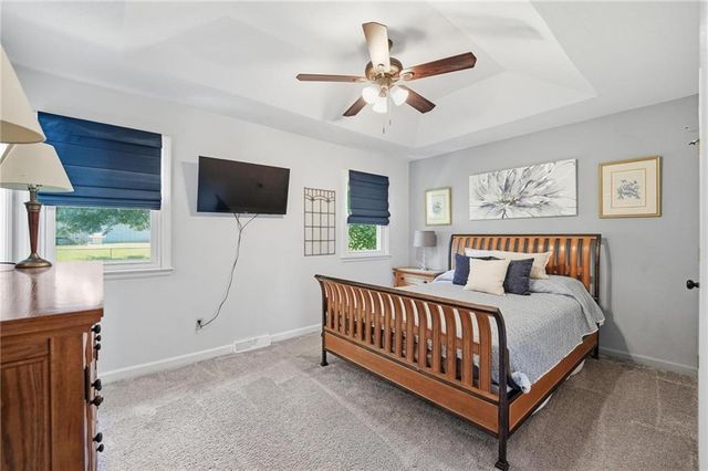 1113 SE 2nd Terrace, Lee's Summit, MO 64063