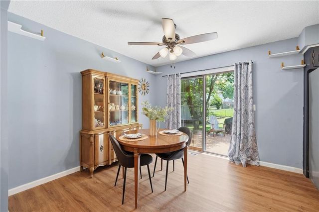 1113 SE 2nd Terrace, Lee's Summit, MO 64063