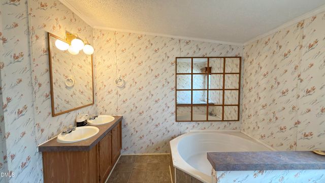 7441 April Drive, Fayetteville, NC 28314