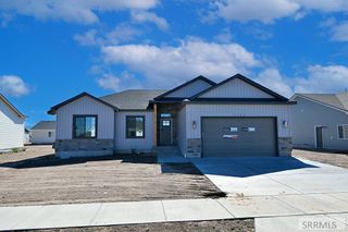 3162 Peacock Lane, Ammon, ID 83406