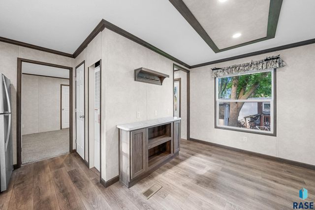 5005 W Alpha Pl Place, Sioux Falls, SD 57106