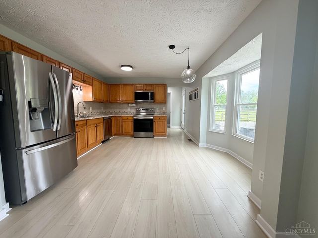1284 Clarawill Drive, Goshen Twp, OH 45140