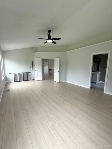 1284 Clarawill Drive, Goshen Twp, OH 45140