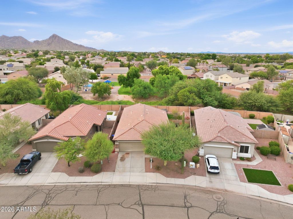 33198 N CAT HILLS Avenue, San Tan Valley, AZ 85144 — photo 5