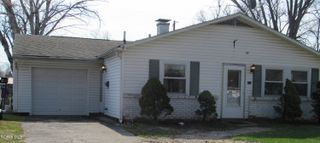 121 Derbyshire Road, Toledo, OH 43615