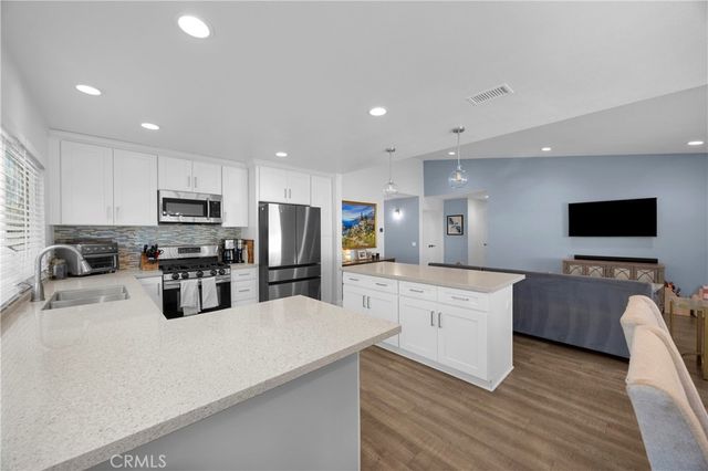 17161 Golden View, Huntington Beach, CA 92647