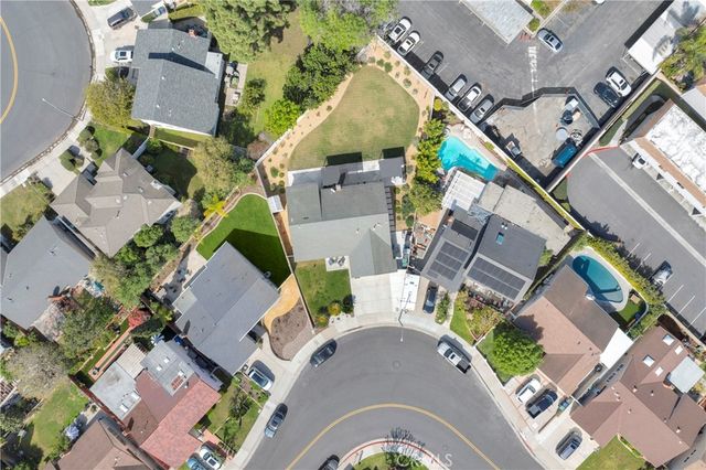 17161 Golden View, Huntington Beach, CA 92647