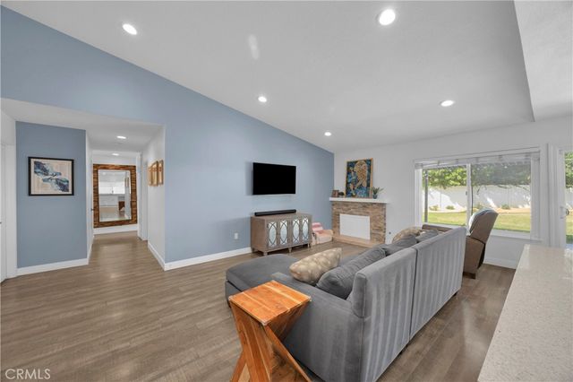 17161 Golden View, Huntington Beach, CA 92647