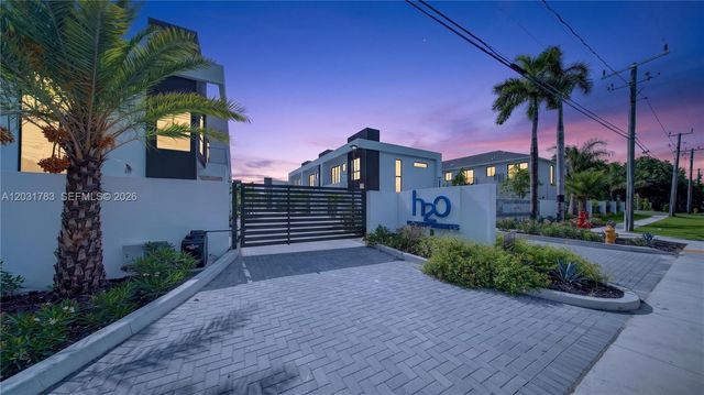 4636 SW 32nd Avenue C2, Dania Beach, FL 33312