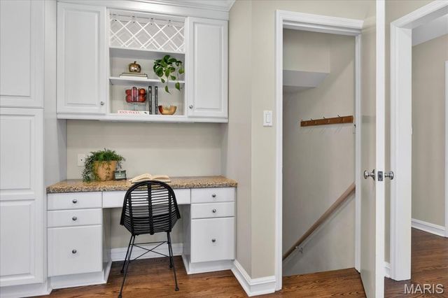 61 York Drive, Brentwood, MO 63144