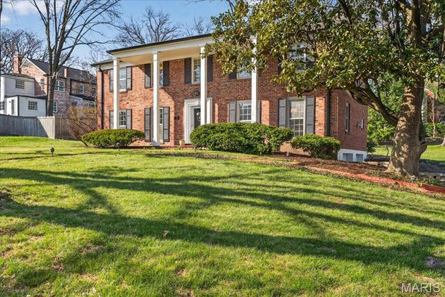 61 York Drive, Brentwood, MO 63144