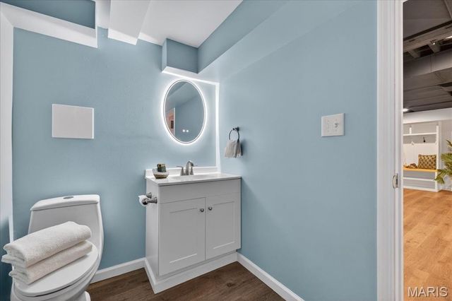 61 York Drive, Brentwood, MO 63144