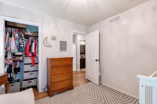 3206 N Forest Lakes St, Wichita, KS 67205