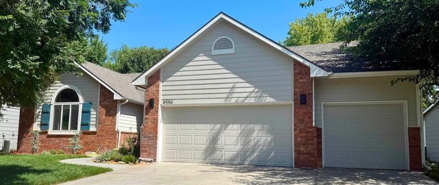 3206 N Forest Lakes St, Wichita, KS 67205