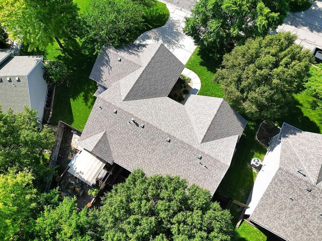 3206 N Forest Lakes St, Wichita, KS 67205