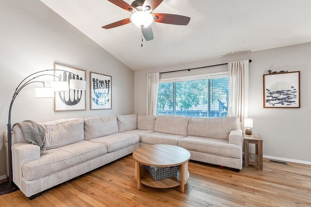 3206 N Forest Lakes St, Wichita, KS 67205