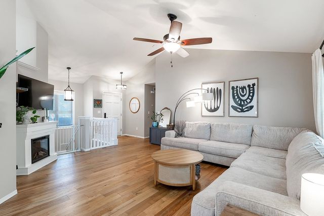 3206 N Forest Lakes St, Wichita, KS 67205