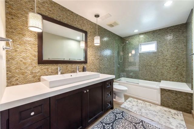 111 hillcrest Drive, Irvine, CA 92603