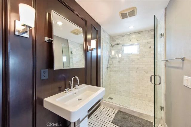 111 hillcrest Drive, Irvine, CA 92603