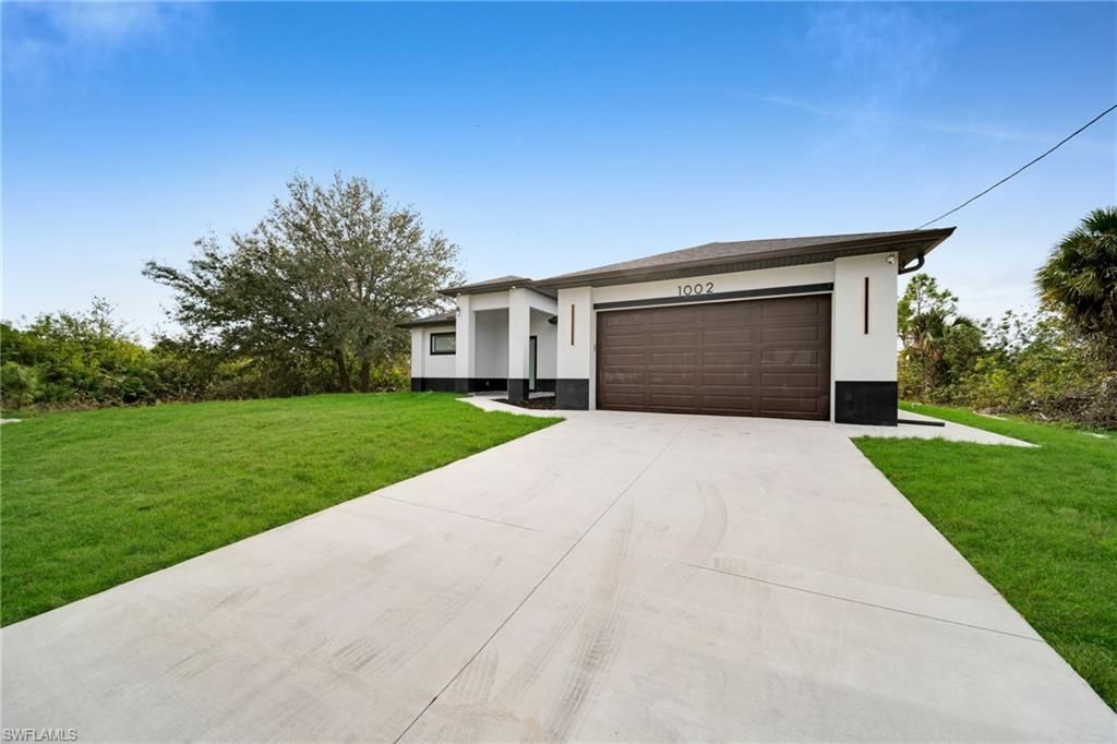 1002 Kanuga ST E, LEHIGH ACRES, FL 33974 — photo 3