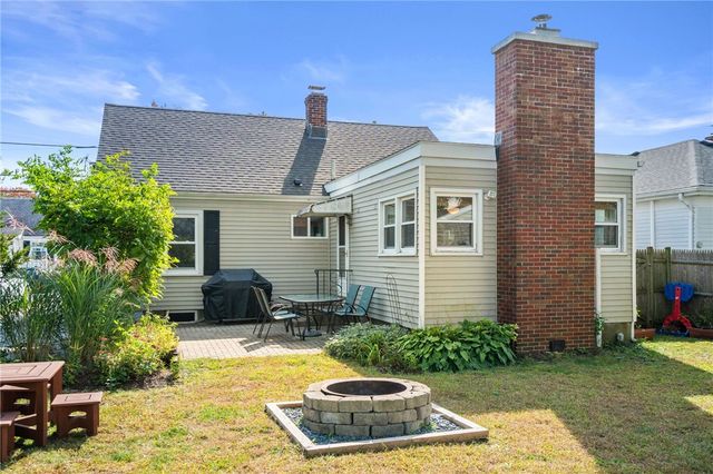 384 Vine Street, Pawtucket, RI 02861