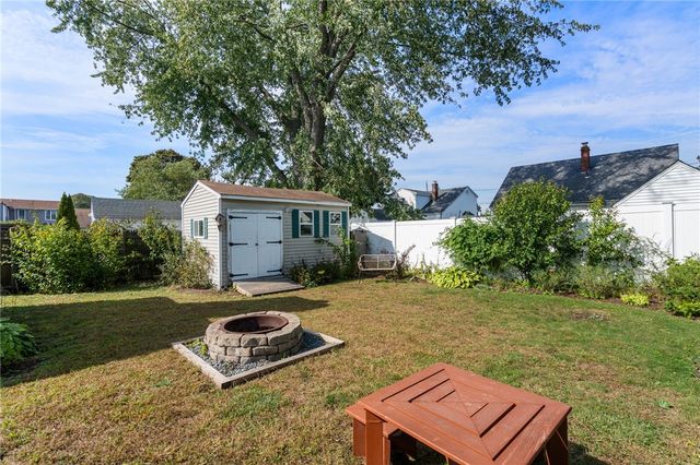 384 Vine Street, Pawtucket, RI 02861
