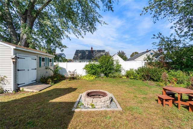384 Vine Street, Pawtucket, RI 02861