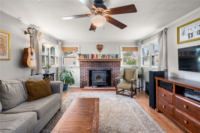 384 Vine Street, Pawtucket, RI 02861