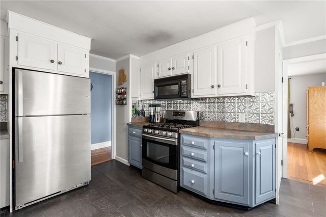 384 Vine Street, Pawtucket, RI 02861