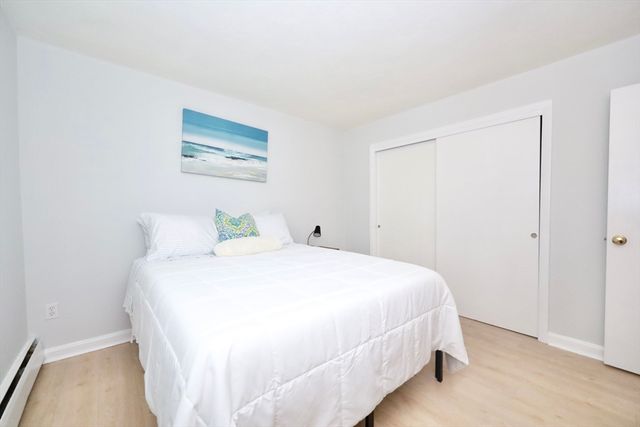 11 Cogswell Ave 6, Cambridge, MA 02140