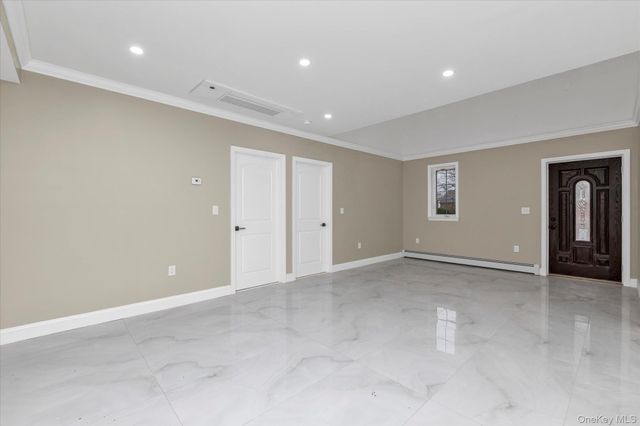 27-09 Utopia Parkway, Flushing, NY 11358