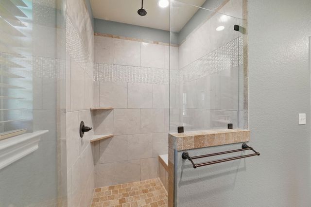 2304 Forest Hill Lane, Granbury, TX 76048