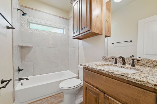 2304 Forest Hill Lane, Granbury, TX 76048