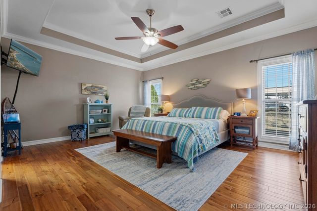 903 E 10th Street, Grove, OK 74344